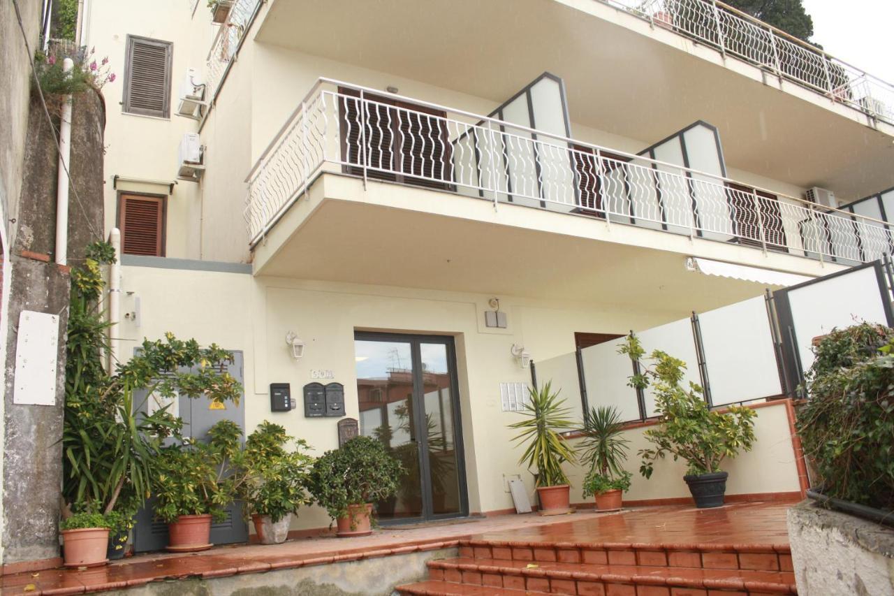 Nice Apartment In Taormina Exterior foto